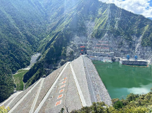 四川兩河口水電站引水發(fā)電系統(tǒng)1號-3號機組段化學灌漿工程